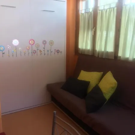 500 Apartment *